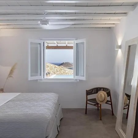 Lydia With Stunning View, By Red Windmill Villa Kalafatis